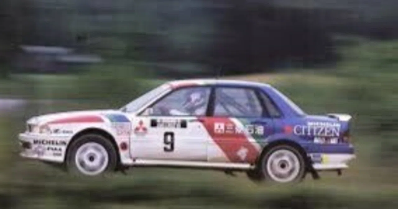 1989年「WRC SPECIAL ISSUE」＆「ラリーアートジャーナル 」 カーコラム「1989年 WRC 1000 Lakes Rally 三菱ギャラン VR-4の奇跡