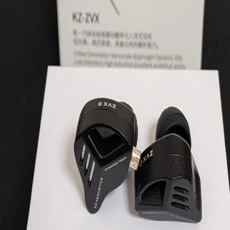 レビュー】KZ ZVX：メタルボディ(金属筐体)が奏でる「声」のリアリティ