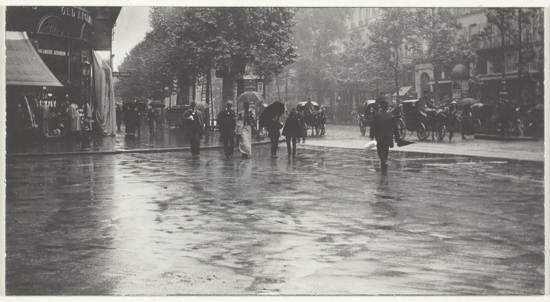 1949.702 - A Wet Day on the Boulevard, Paris1894年アルフレッドスティーグリッツ