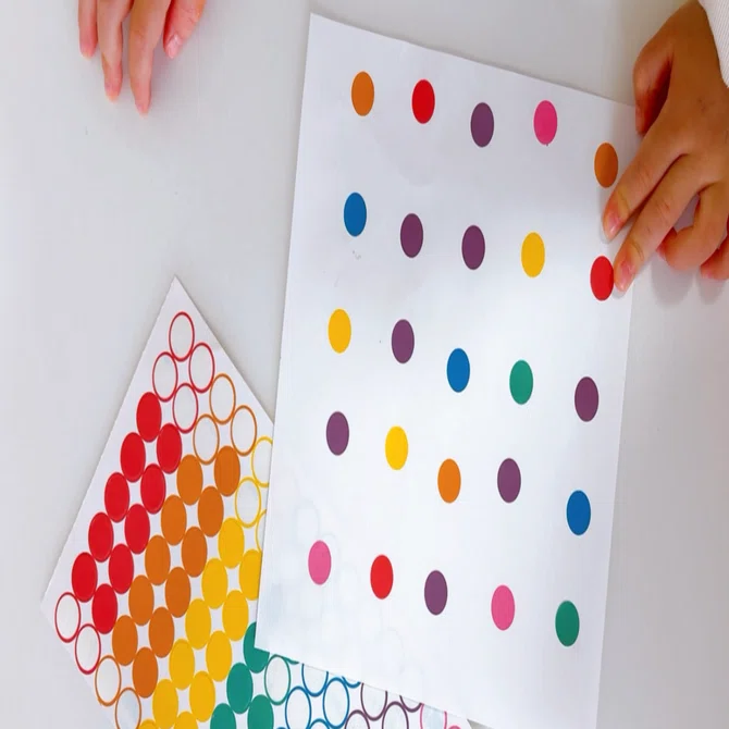 2-Year-Olds and Masters] Creating Damien Hirst with 100-yen shop
