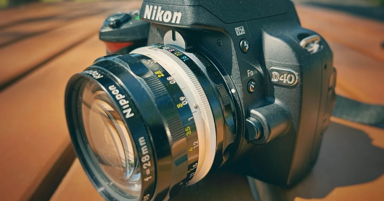CCDセンサーの小さな一眼レフを、フィルムカメラの様に使いたい