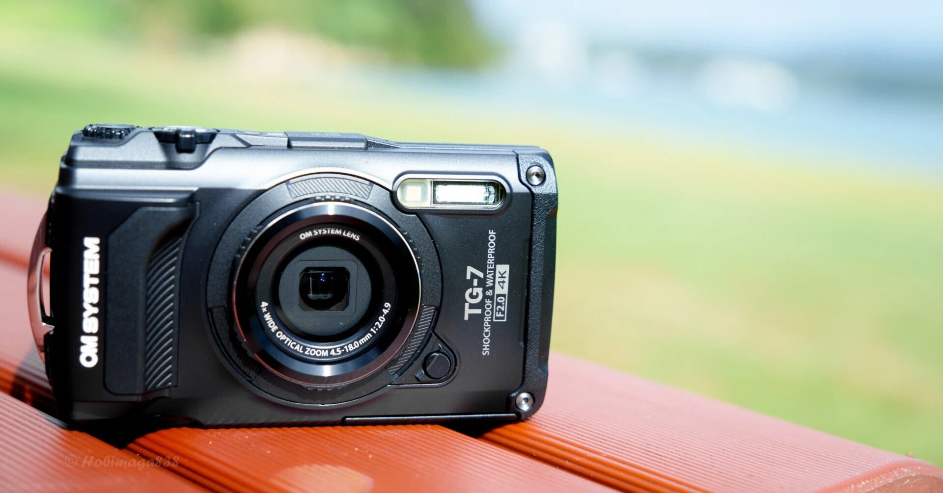 OLYMPUS コンパクトデジタルカメラ ストラップ付き コンデジのストラップ問題、ようやく落ち着きました（TG-7）｜ほびマガ