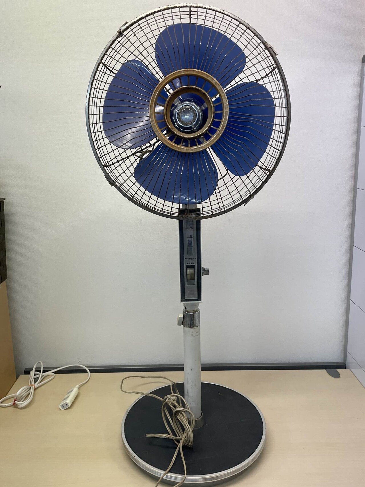 レトロ家電・骨董買取】昭和レトロな扇風機やアンティークランプは