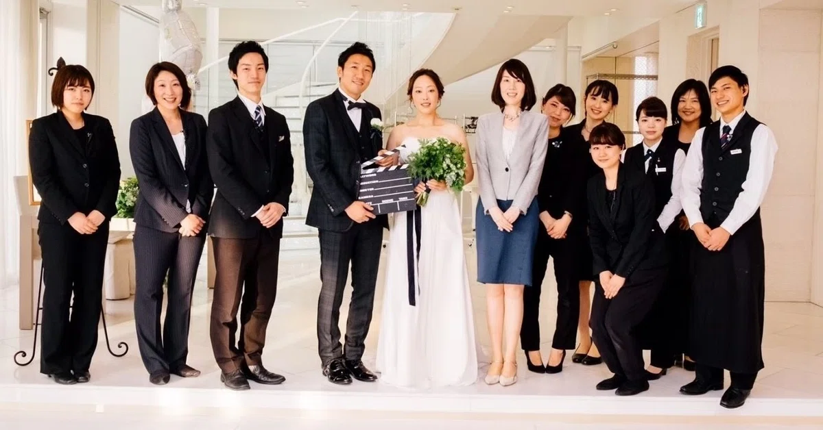 結婚式司会者として魅力が20％UPする適切な衣装＆ヘアメイクアドバイス 