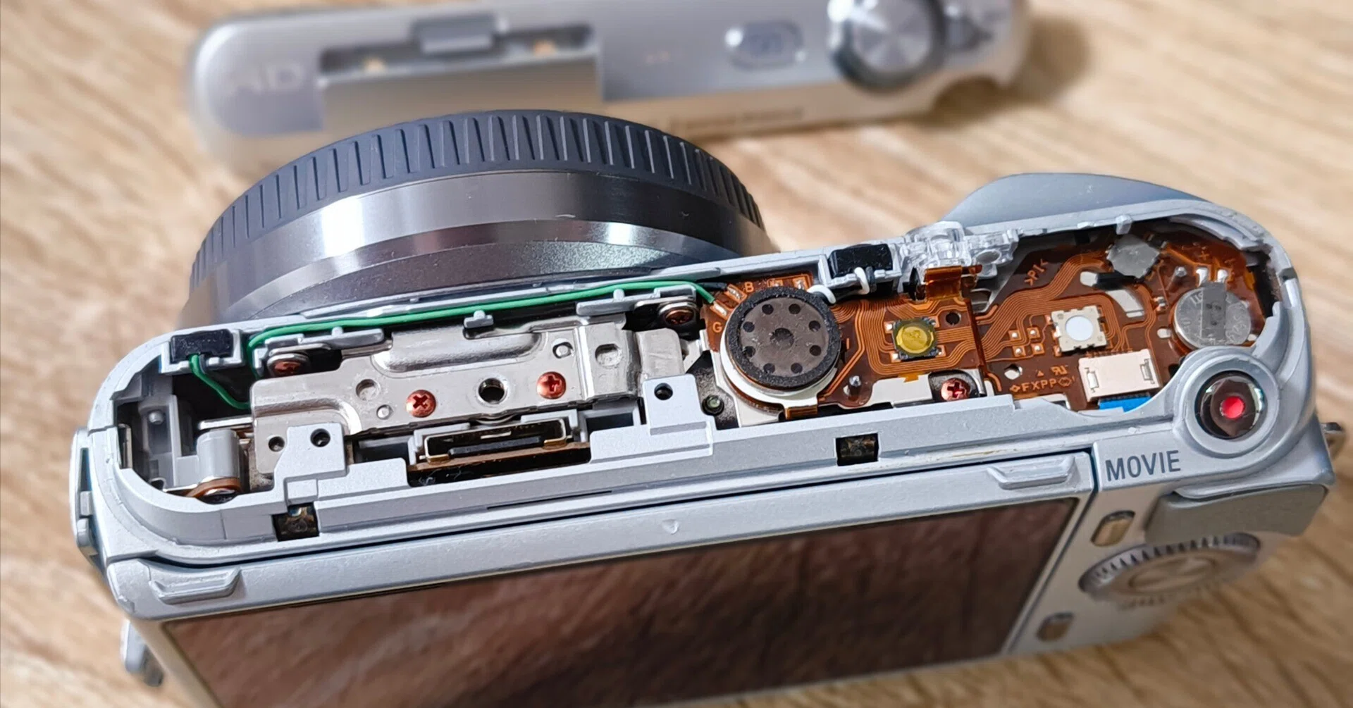 sony nex-3 作動品傷多し SONY NEX-C3を買った＆修理した｜筑波希世