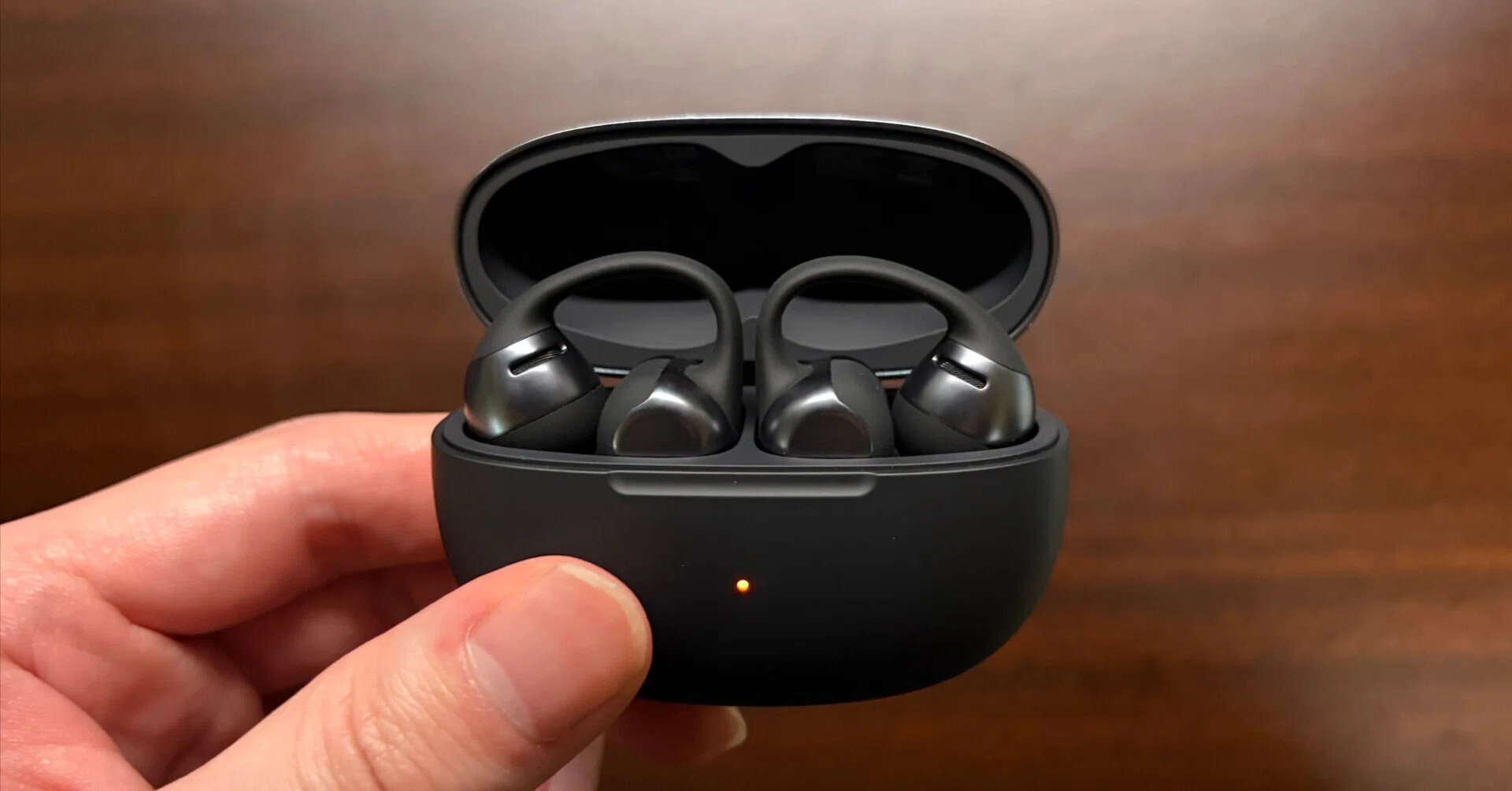 AirPodsProは耳が痛くなるShokzのイヤーカフ型イヤホンが快適すぎた