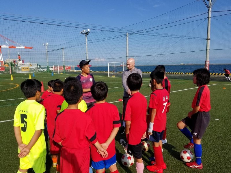 出張英語で教えるサッカー教室のご依頼はこちら Taiki Matsumura Note 出張英語で教えるサッカー教室のご依頼はこちら Taiki Matsumura Note