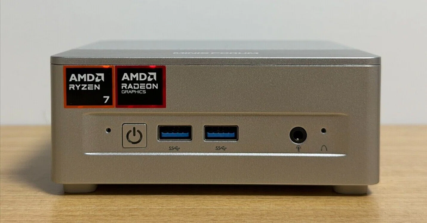 MINISFORUM X1 Liteのスペック、Ryzen 7 255、メモリ 32GBモデルが約