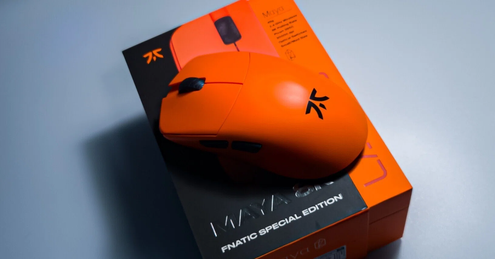 Lamzu maya Fnatic Edition】Lamzuの定番小型マウスのFnaticカラー