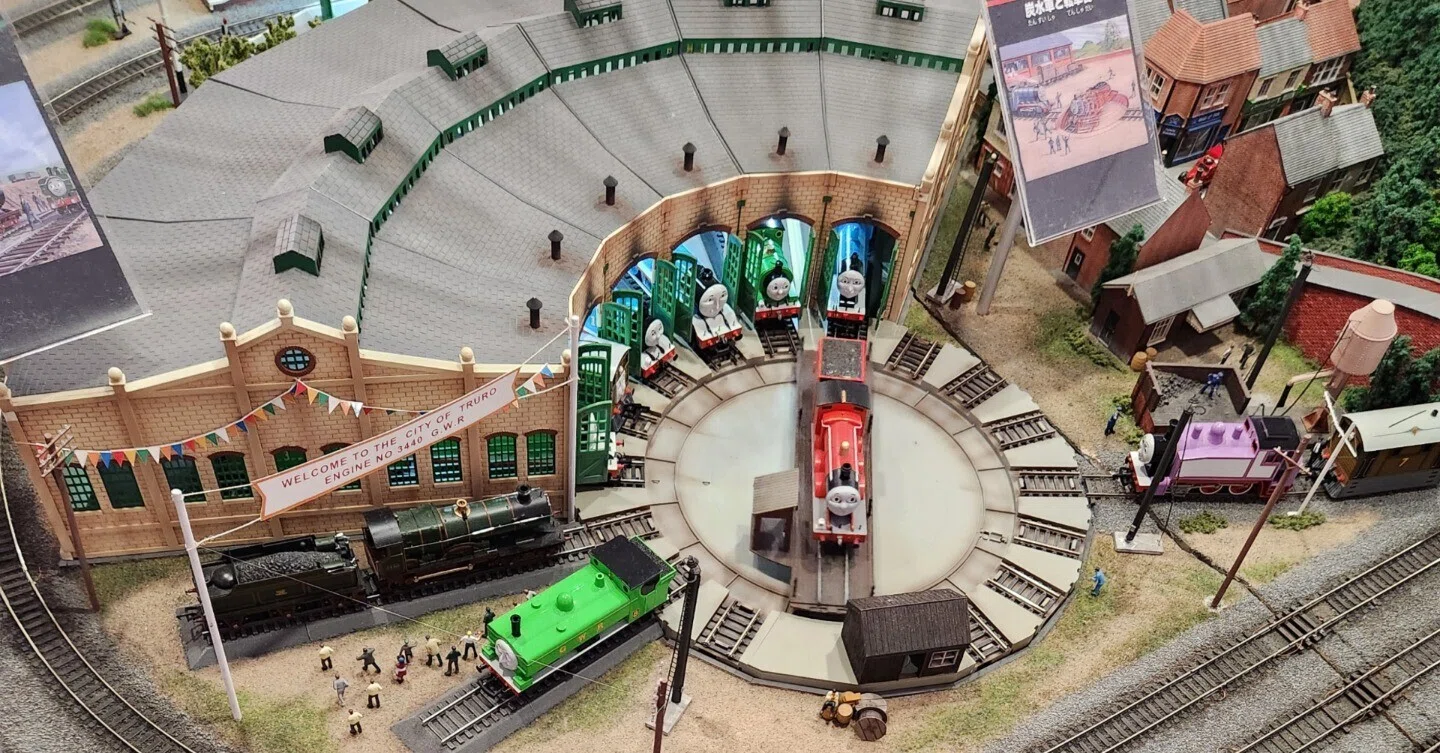 横浜】週末の穴場！「きかんしゃトーマス展」で親子ゆったりタイム