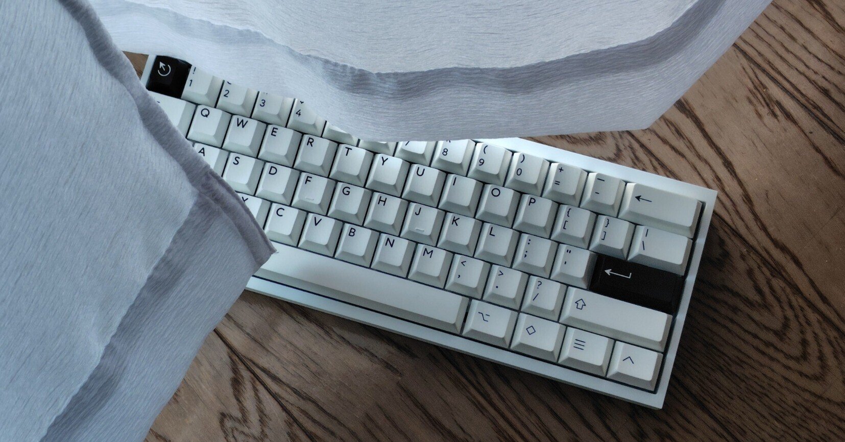 キーボード Tofu60 Redux Case E-coating White KBDfans TOFU60 Redux - E-White - MaxGaming.com