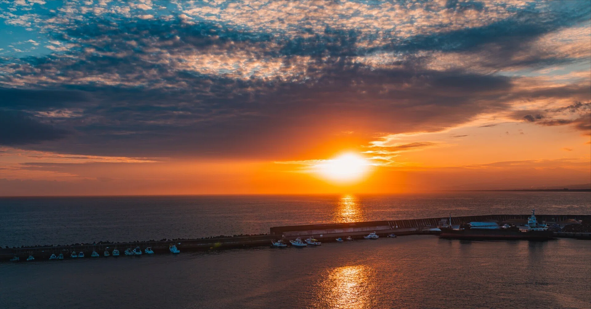 静岡 沼津の夕日｜M.おおつき