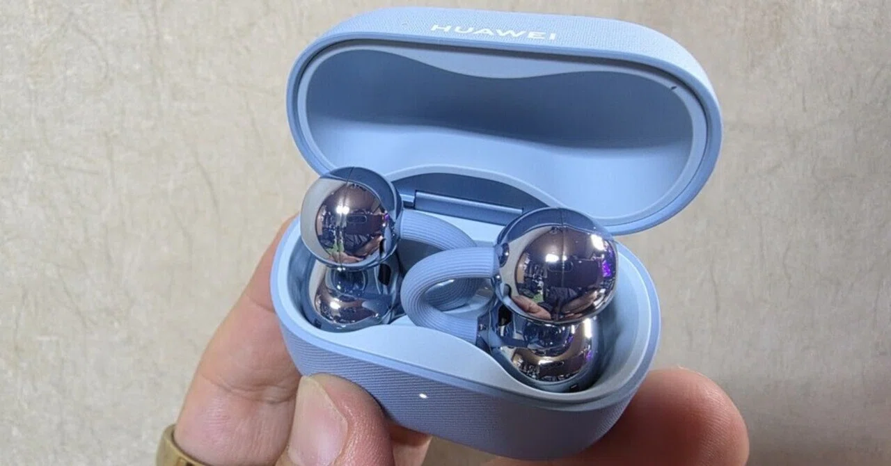 肌身離さず使ってるガジェット3つ。イヤーカフイヤホン「HUAWEI 