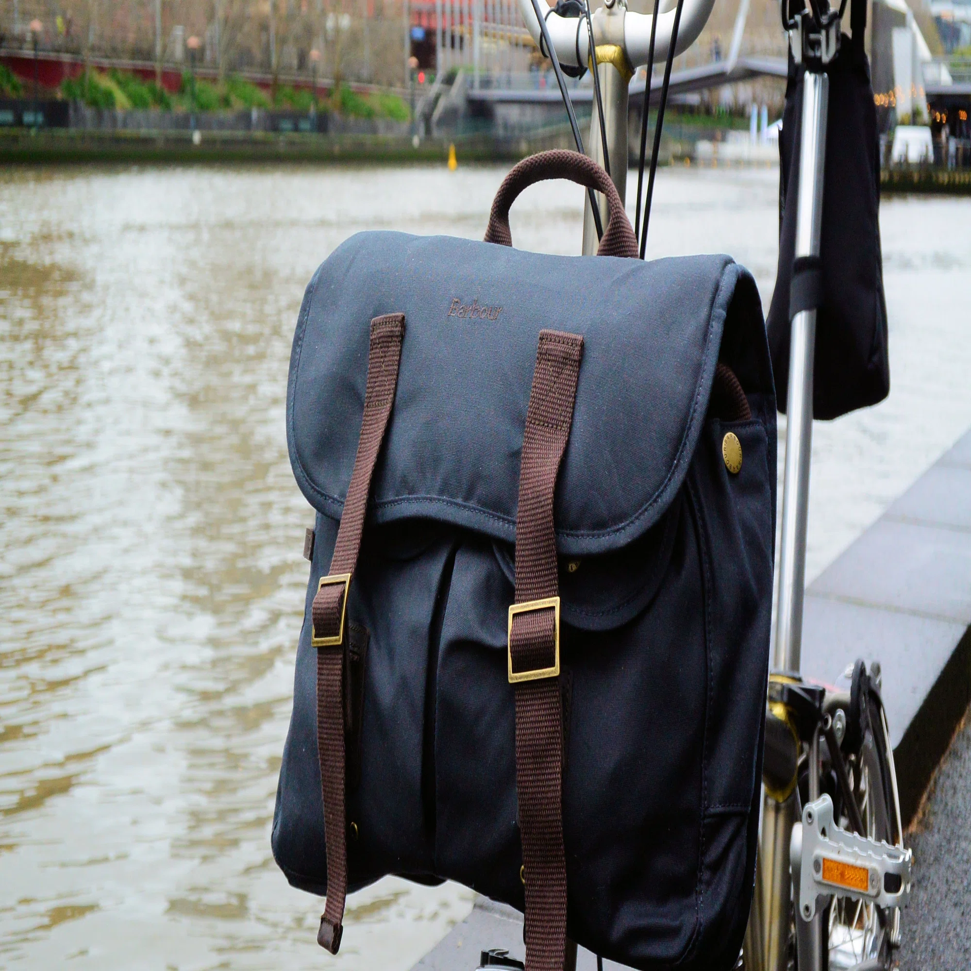 ブロンプトンアクセサリーその3 Barbour Tarras Bag｜wharton