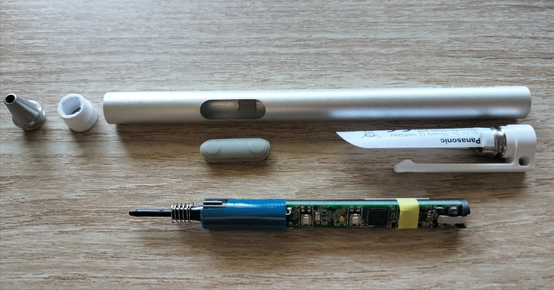 一度使用です　新品同様 レッツノートCF-QV8のアクティブペンのペン先（替え芯）どうする問題