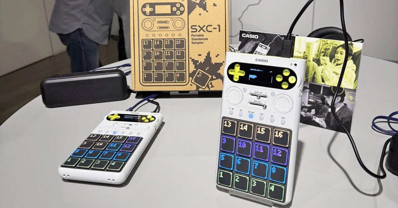 電卓のようだけどサンプラー！楽器！casio sxc-1が今日発表。｜よう