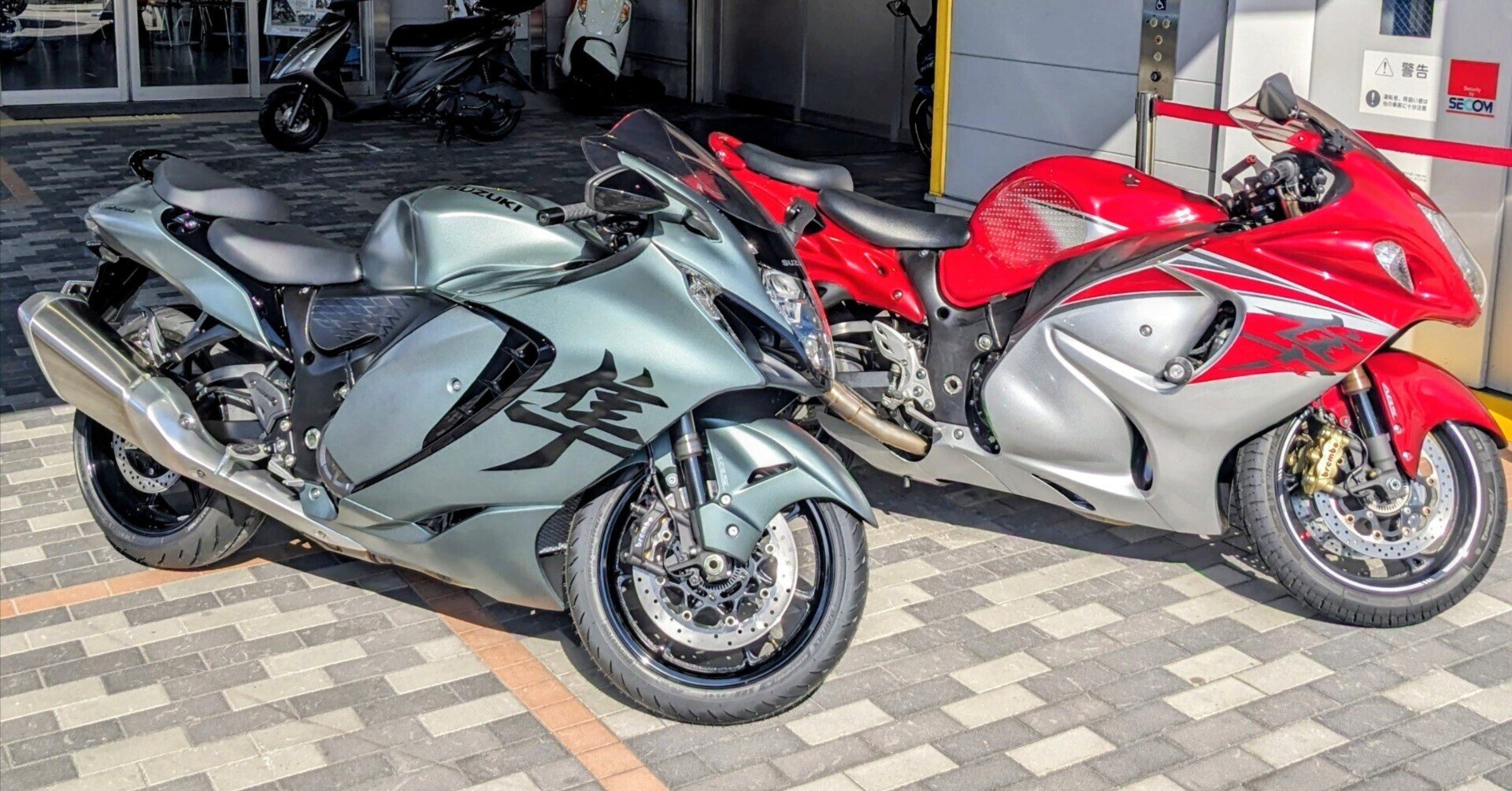スズキGSX1300R隼2型・3型購入車両、比較インプレ｜リストランテ TETSU