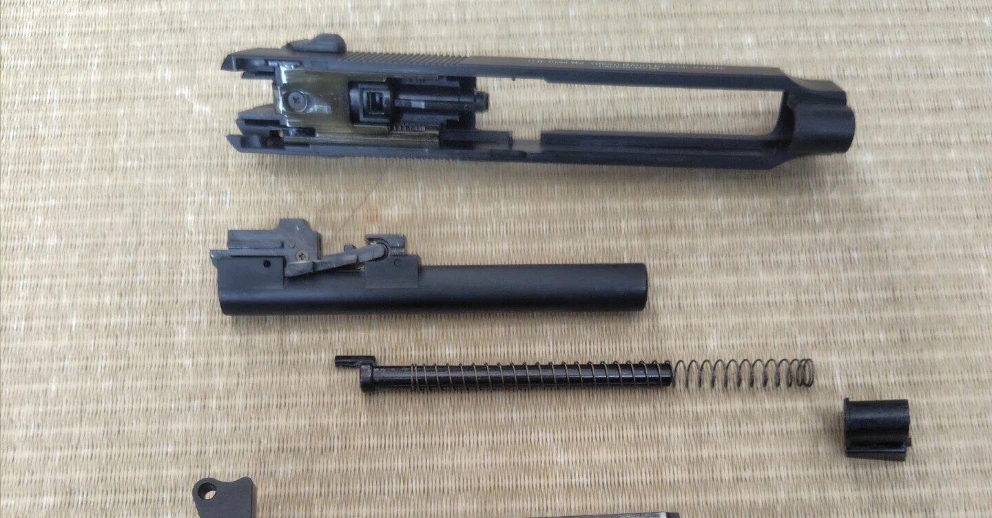 格安ジャンクから復活へ。東京マルイ M9A1 ガスブローバック再生記