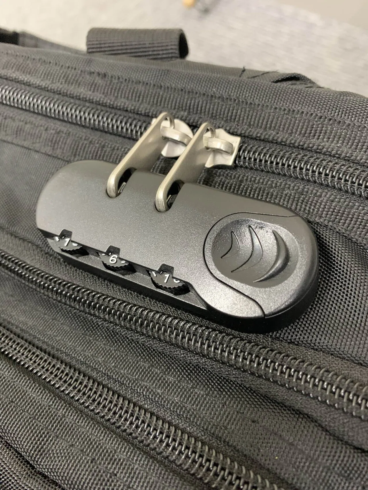 サンワダイレクト 200-BAG048 レビュー】営業にはNG？現場作業の技術者