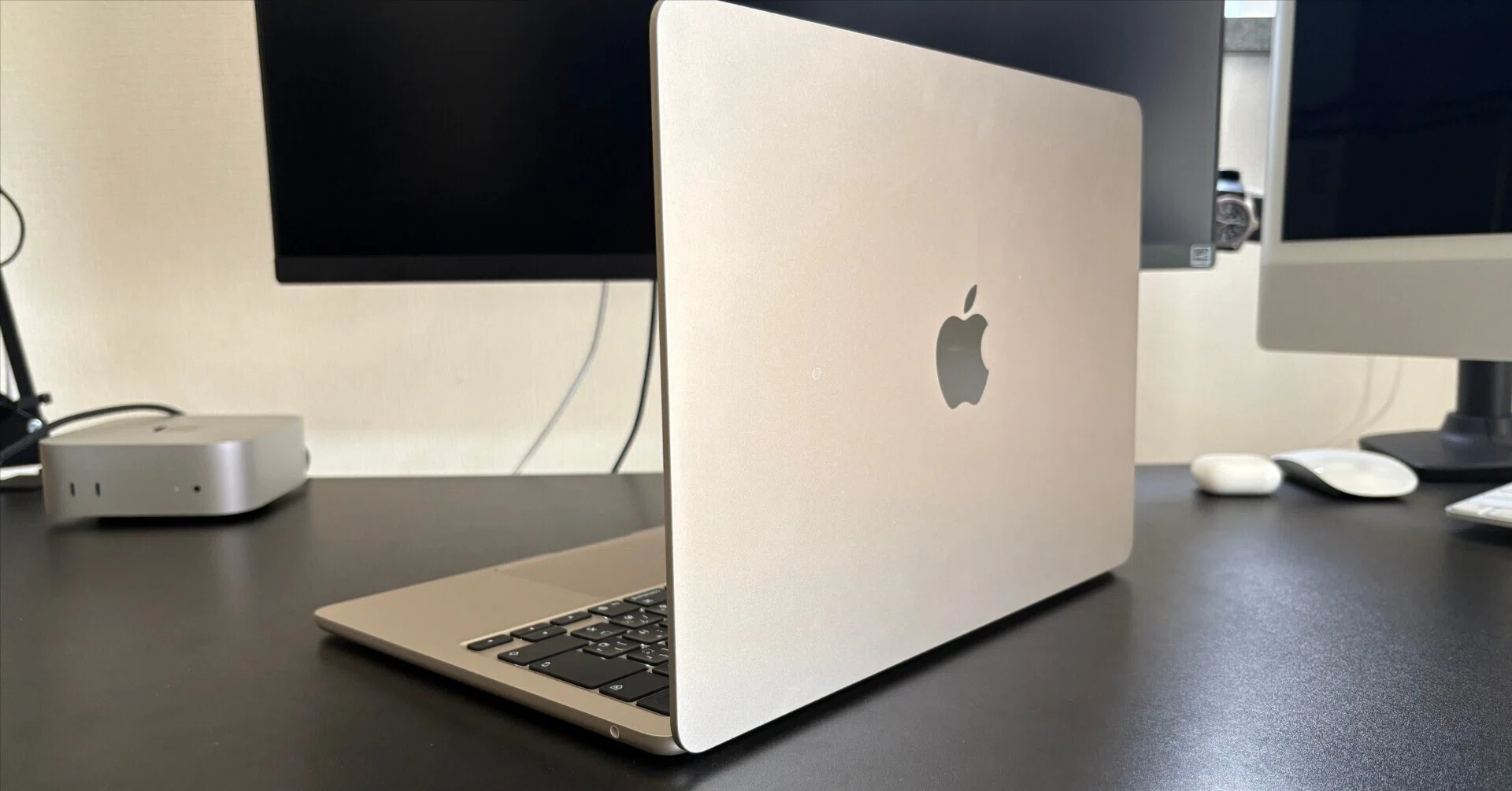 【早い者勝ち】M4 MacBook Air 初期化済み 美品 Apple MacBook Air 13.6インチ Liquid Retinaディスプレイ Early 2025
