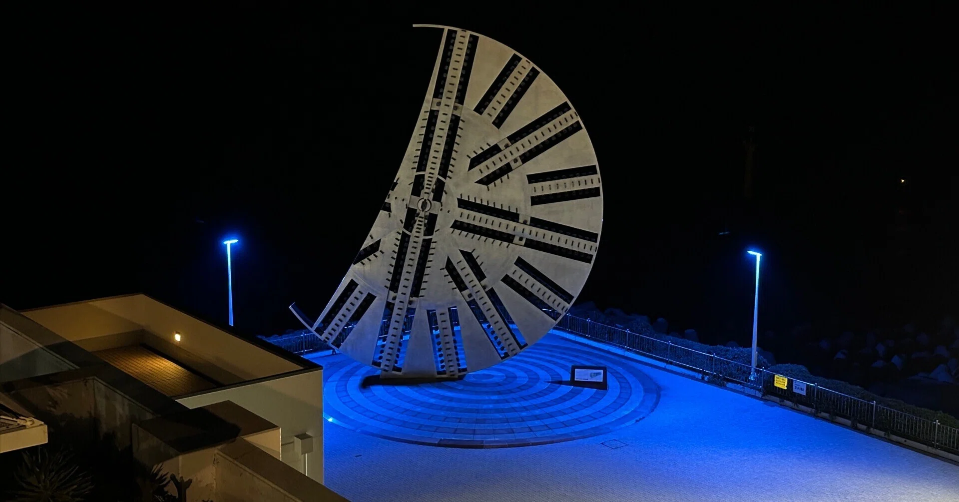 短い思い出log】038：深夜の海ほたるPA｜Lt.Shinza@旅と道の駅が好きな
