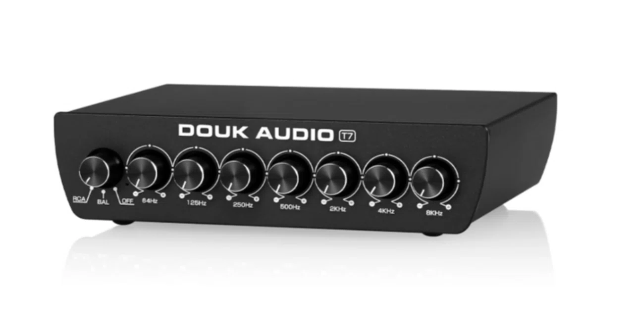 あき SOUND PUREDIOグラフィックイコライザー「MEQ 30」 格闘ゲームの音声を全面に出せそうなグラフィックイコライザー
