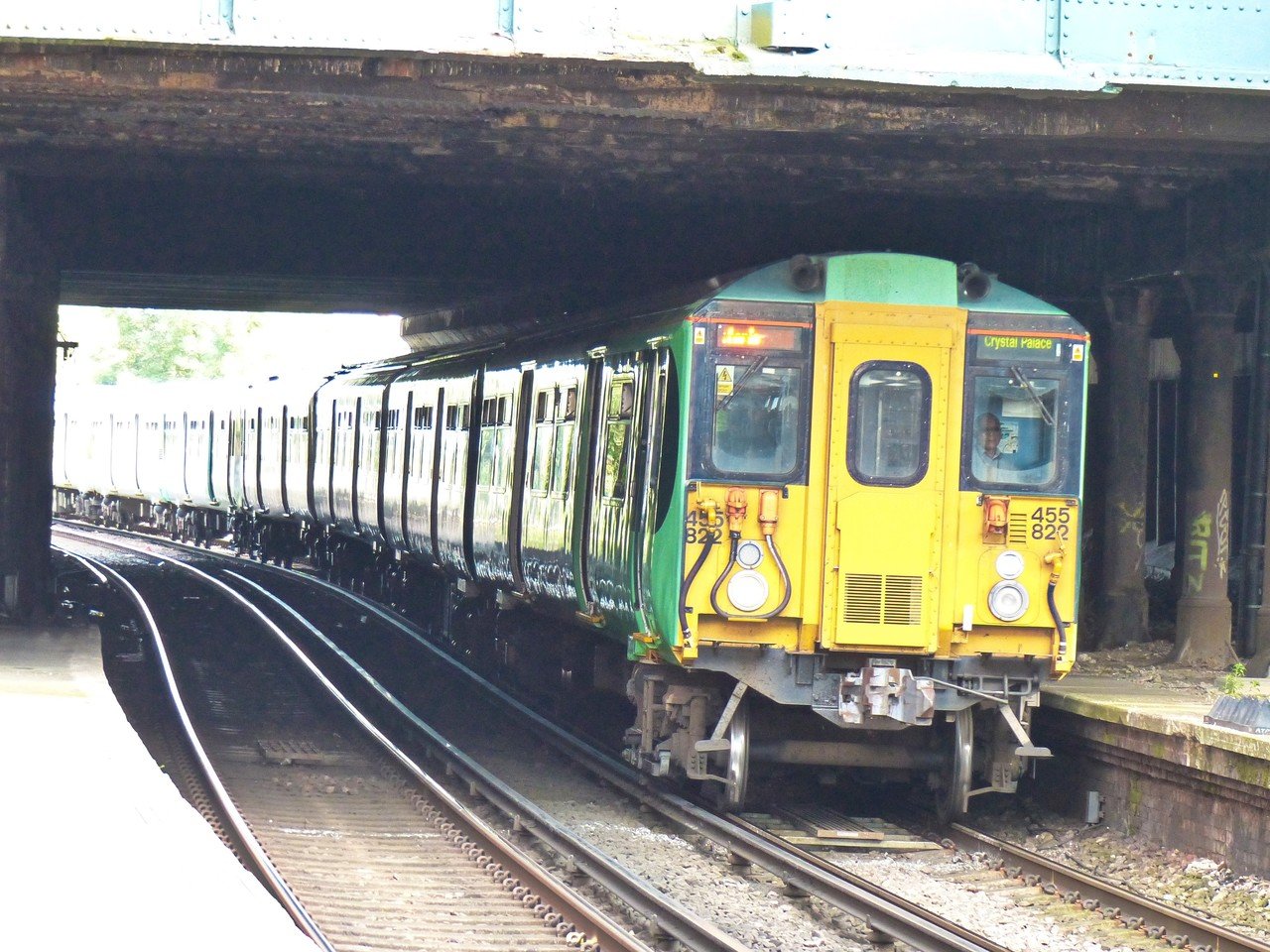 ロンドンで鉄オタ活動していたら英米文化の違いを実感した話｜じょじょ