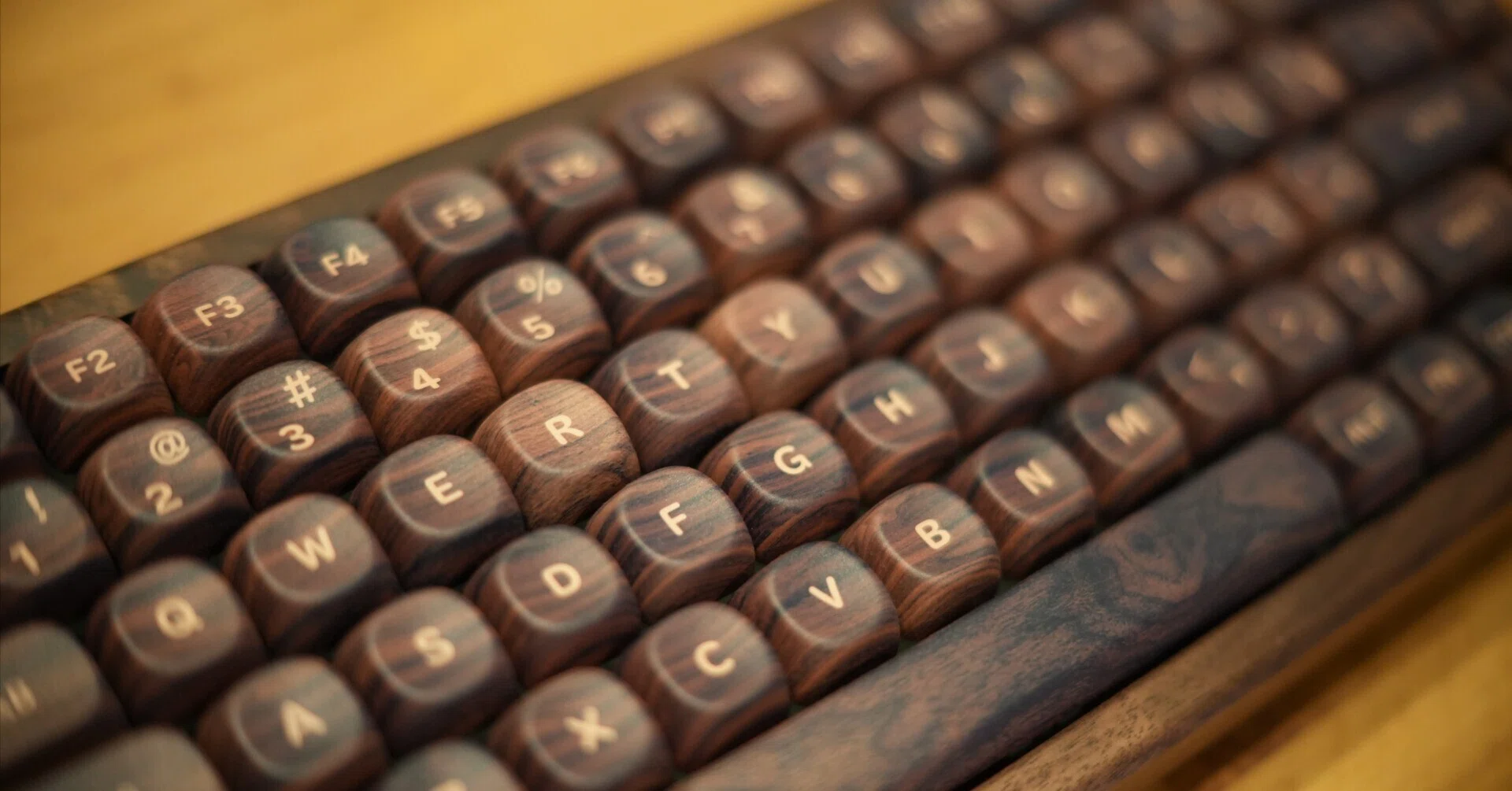 キーボードを質感で遊ぶ①【Womier WD75】｜鳴海シロウ