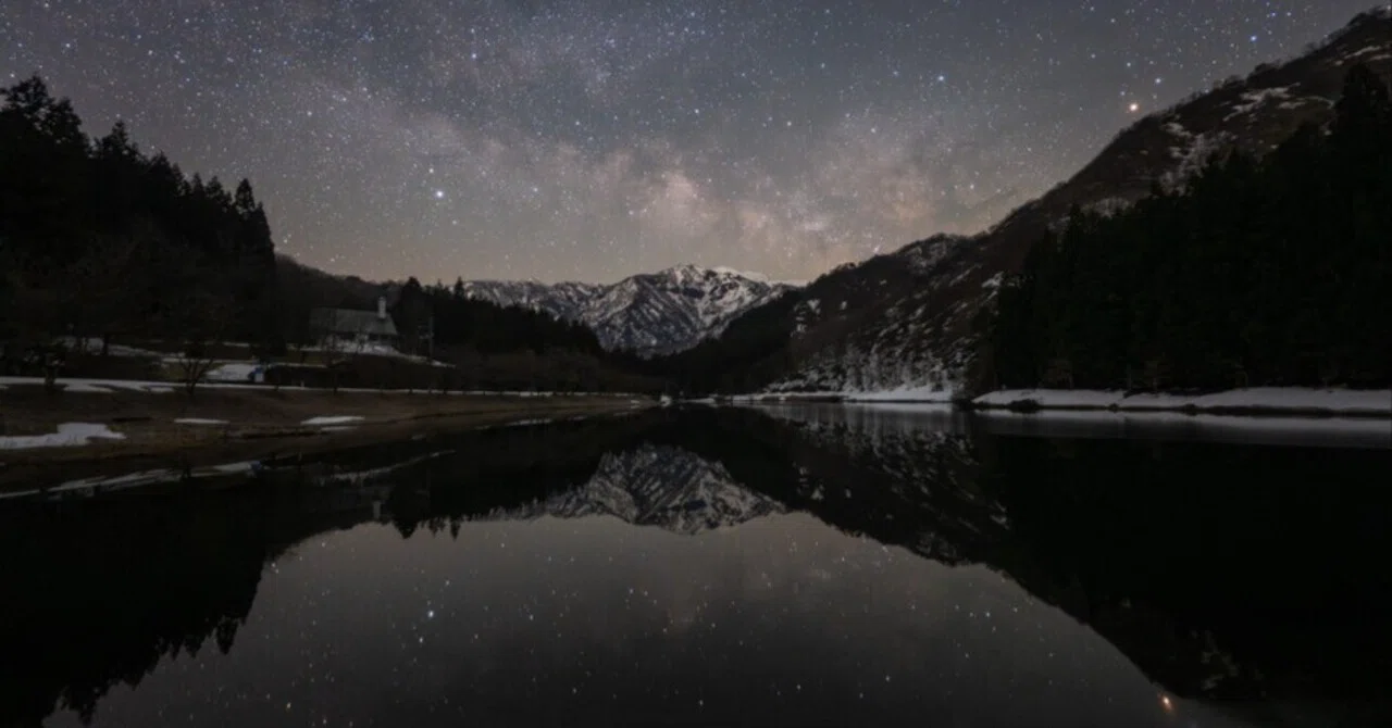 雪山と昇る天の川のリフレクション｜星空写真家 × 会社役員 | 「好き