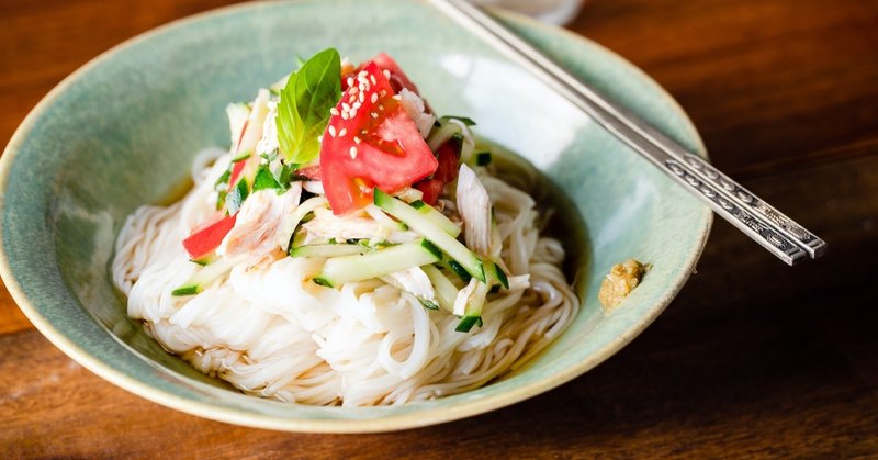 夏まで待てない トマトバジルの柚子こしょう素麺 Reizoko Ni Almonde 冷蔵庫にあるもんで Note