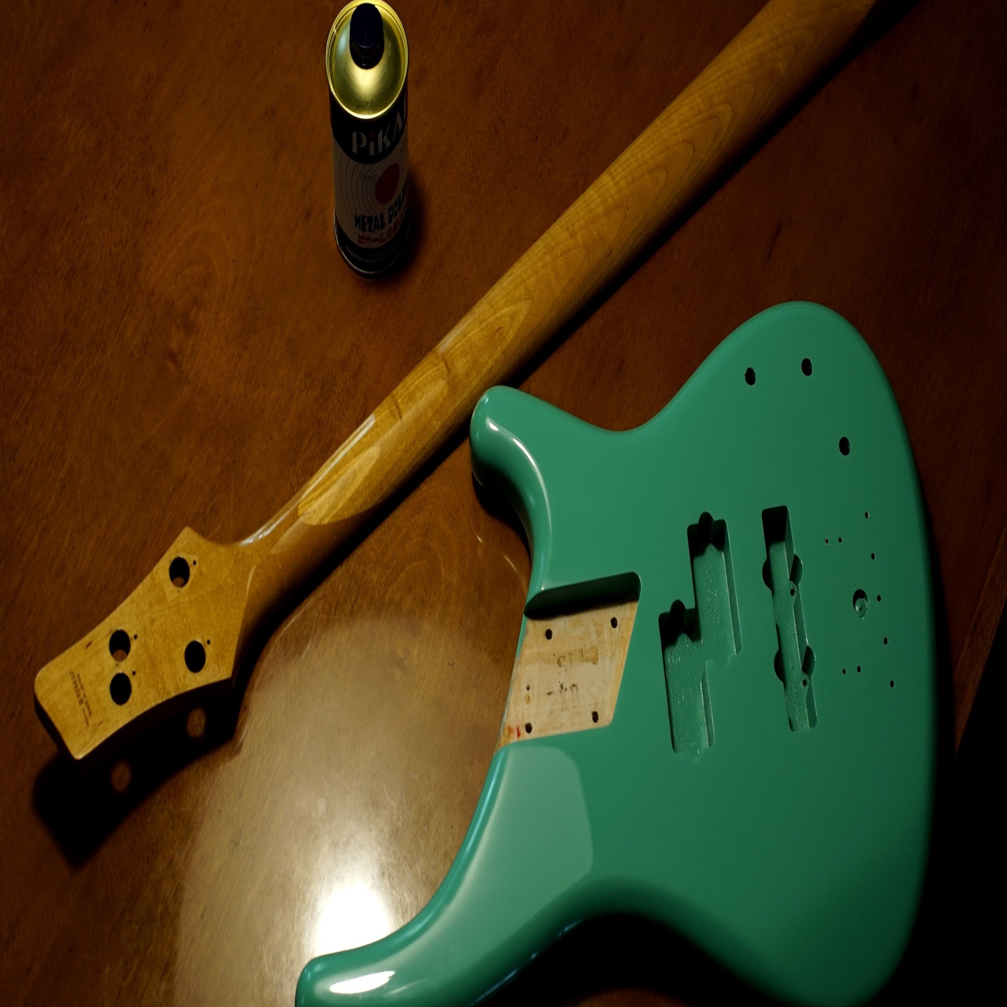 エレキベース　イエロー塗装ボディ　動作品 楽天市場】イエロー（エレキベース｜ベース）：ギター・ベース<楽器