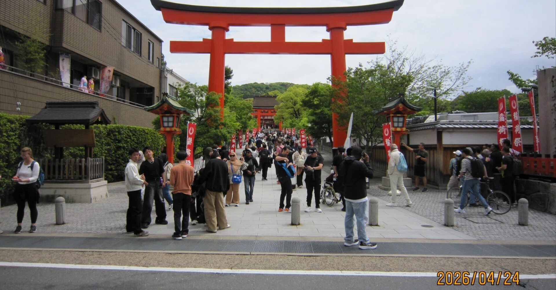 今週の伏見稲荷大社(3) 2026年4月24日(金)---La ĉi-semajna sanktejo
