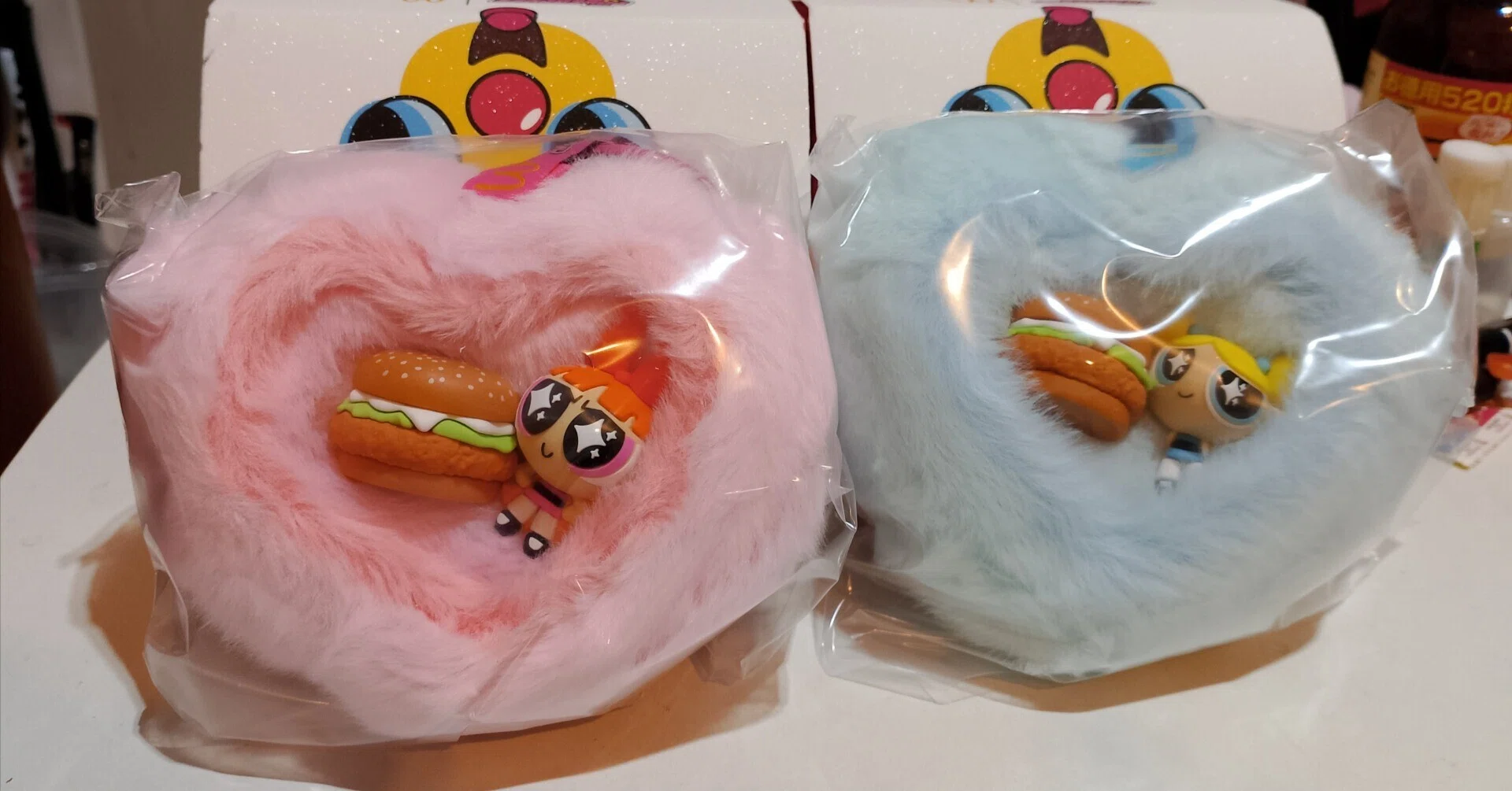タイ MACでパワーパフガールズのコラボグッズをゲット！｜toshi