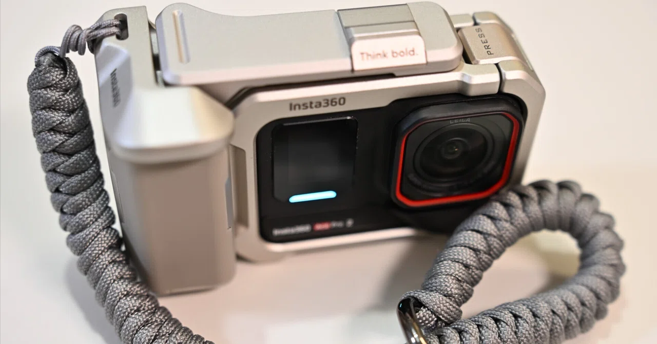 レビュー】Insta360 Ace Pro / Ace Pro 2のホールド感を劇的アップ 