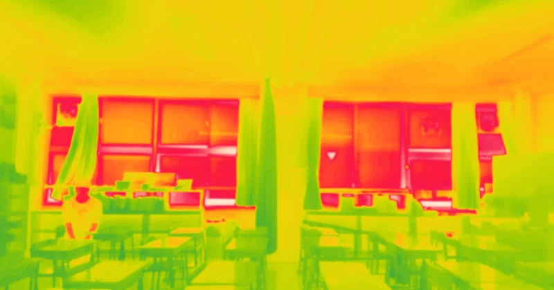 学校が暑いのは仕方がない？