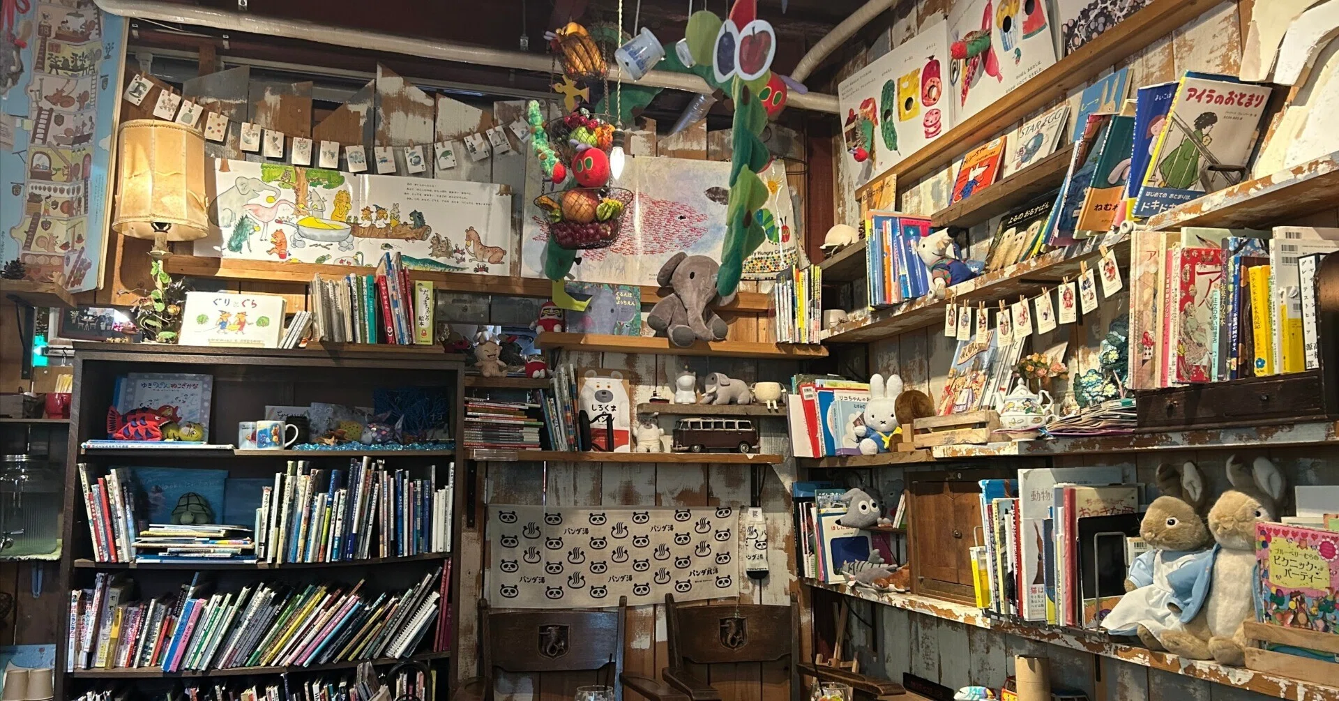 絵本カフェ　イメージ 一度は行きたい絵本カフェ「Story book」に、4歳児と行ってみた｜大阪