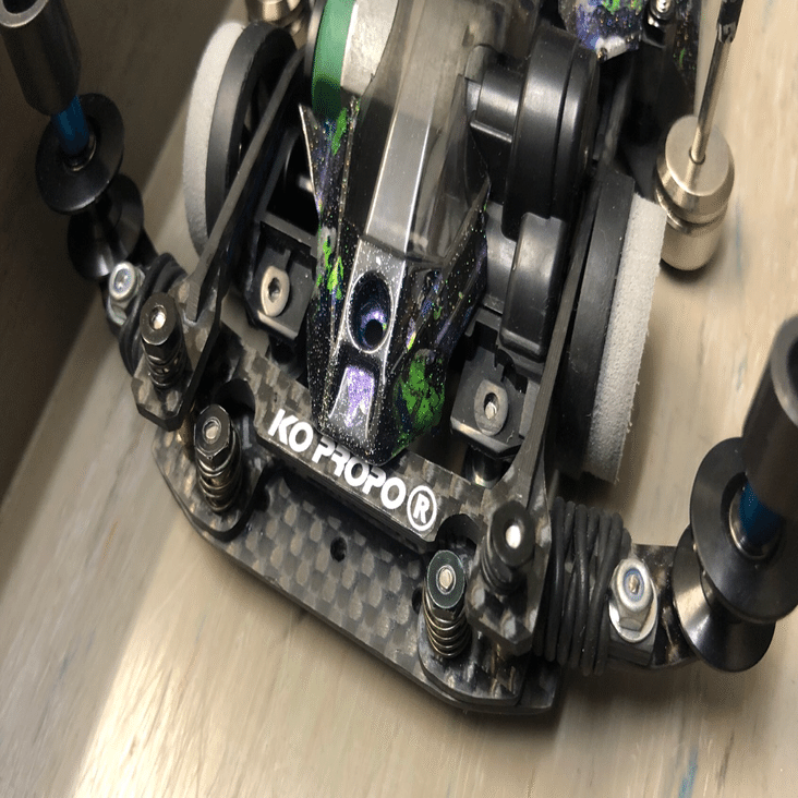 【ミニ四駆・MS用】2軸ATピボットバンパー＋段下げ3mm厚加工【シルバー】 ミニ四駆・MS用】2軸ATピボットバンパー＋段下げ3mm厚加工【シルバー】