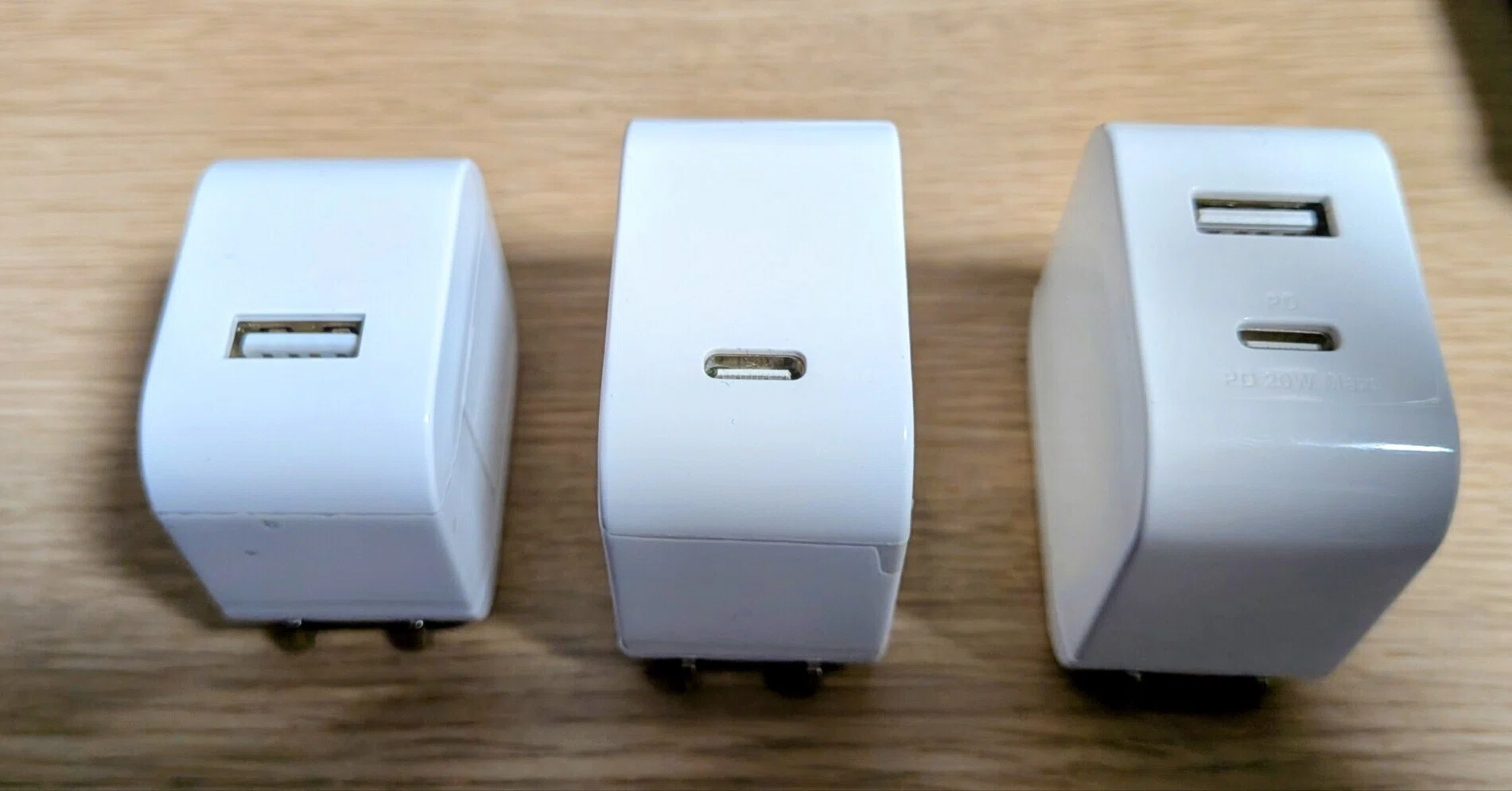 百均の充電器コイル泣きあり ダイソーのAC充電器は安物買いの銭失いなのか？｜うーまっぷ