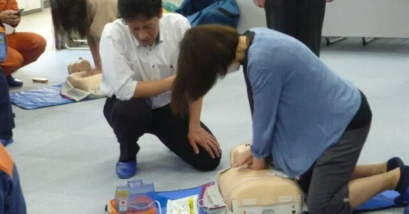 【現職教育：緊急時に備えて。救急救命シミュレーション研修を実施】海南高校