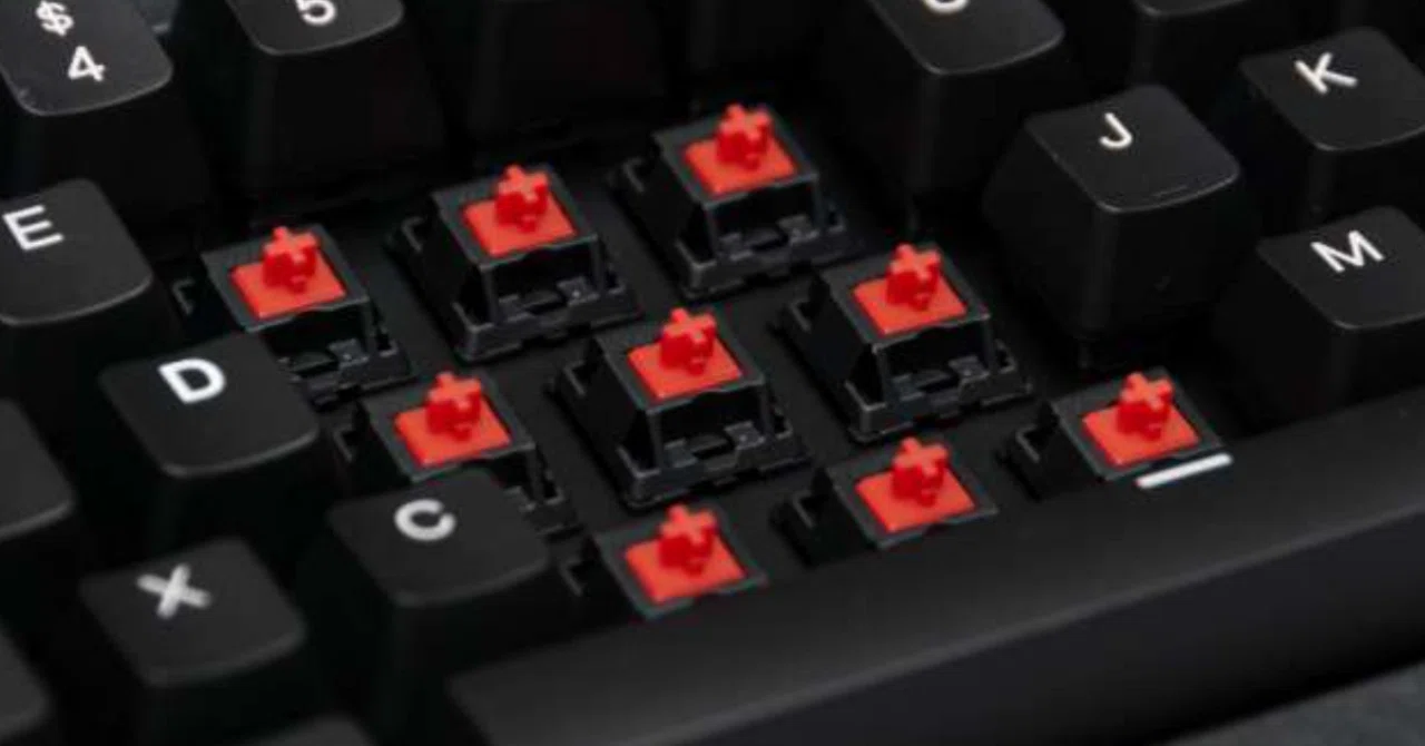 赤軸ゲーミングキーボードのおすすめ8選｜初心者からガチ勢まで用途