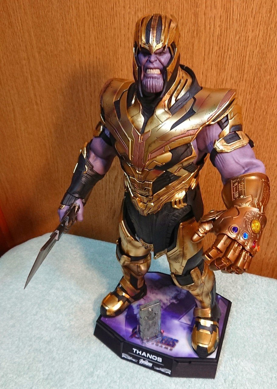 アベンジャーズサノスホットトイズ　アベンジャーズ　１／６スケール　フィギュア　サノス　新品未使用