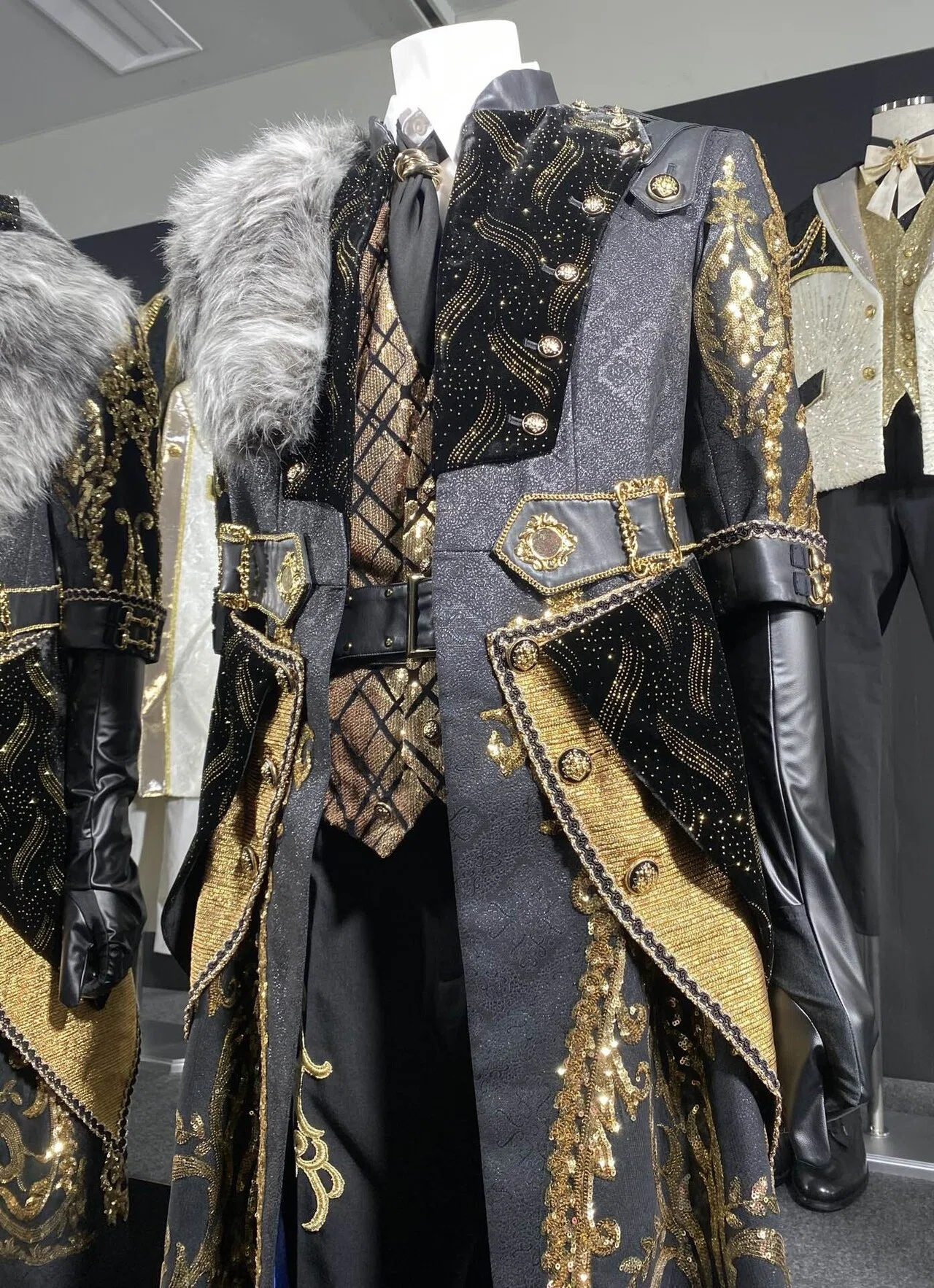 Knights 返礼 祭 衣装 あんスタ Knights 旧ユニット衣装 公式通販