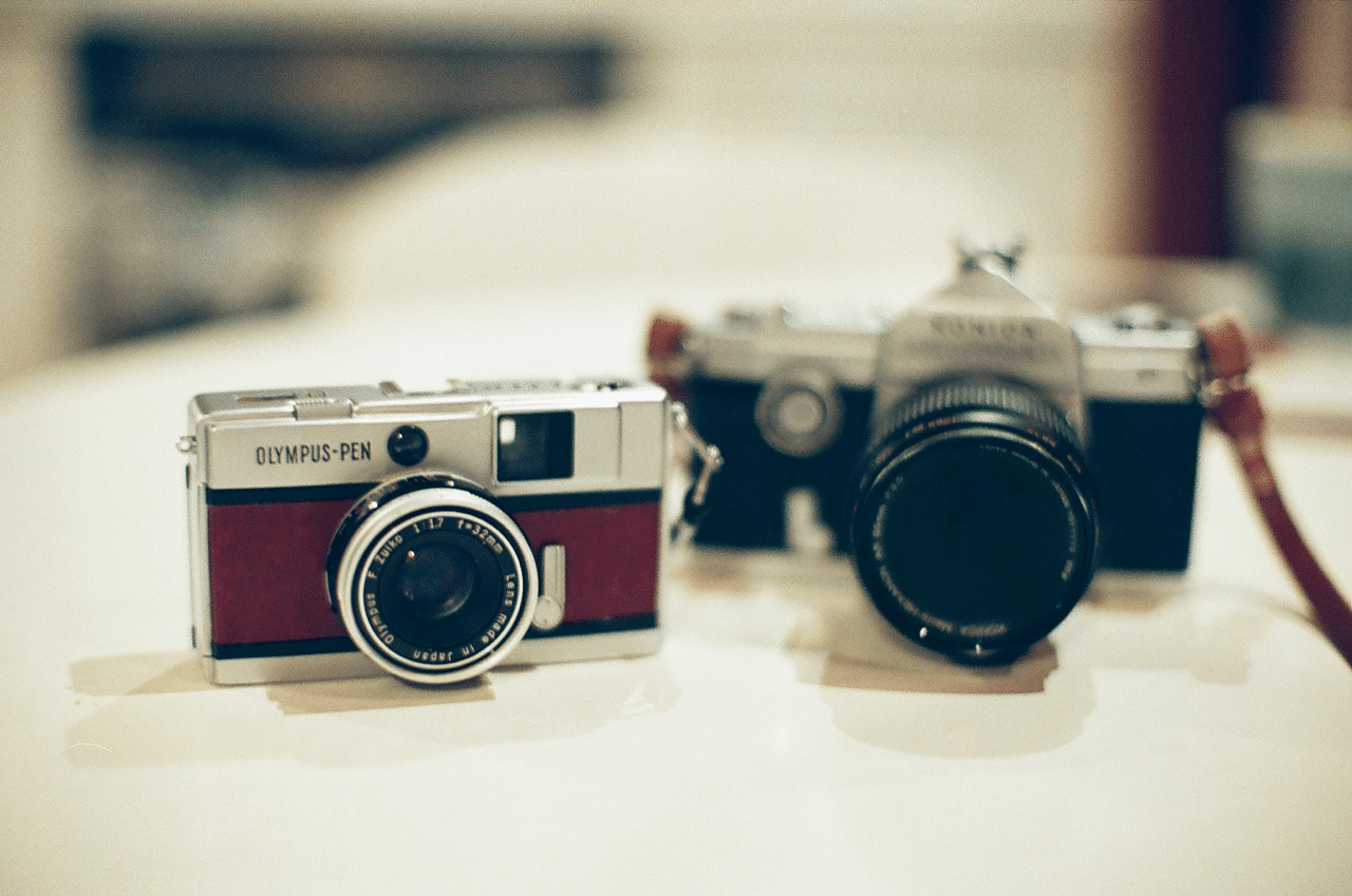 フイルムカメラ】昭和を代表するハーフサイズフイルムカメラの