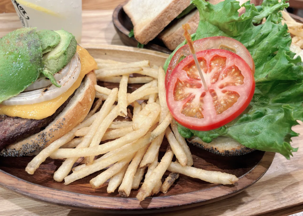 お気に入りのハンバーガー🍔の味💕｜みつみる