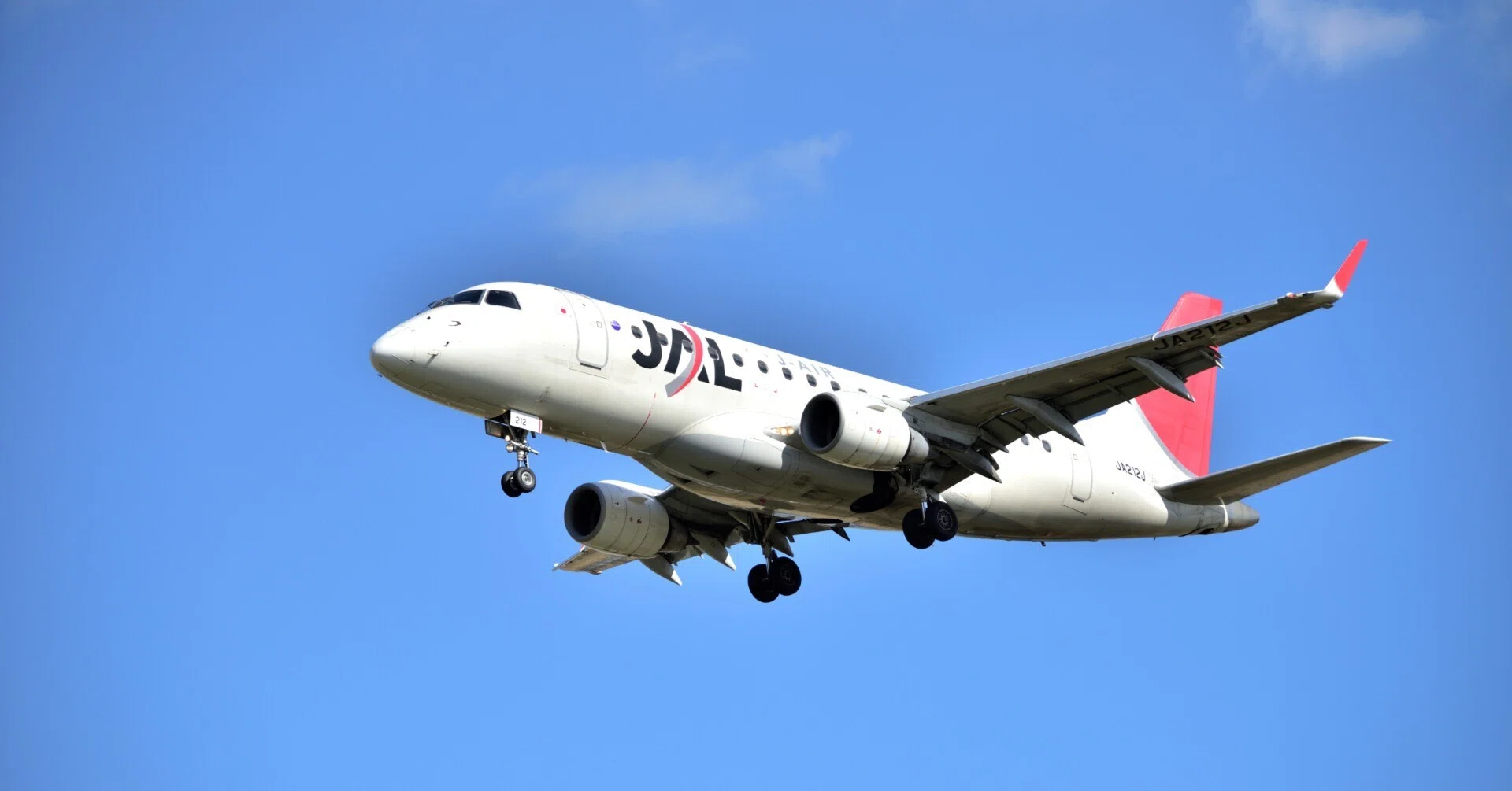 エンブラエル ERJ‑170‑100STD｜光と風のアルバム