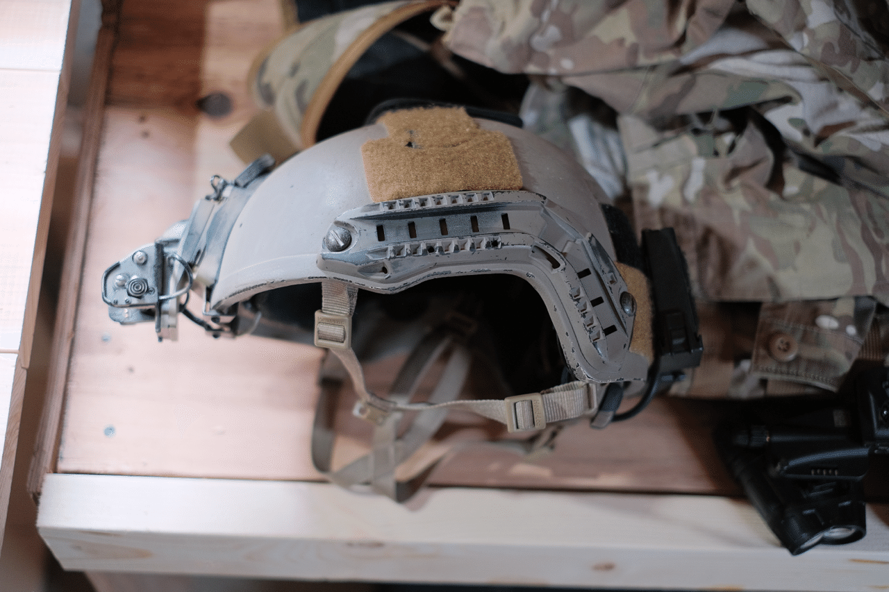 超特価】 EmersonGear 【ウェザリング塗装】 バリスティックファスト