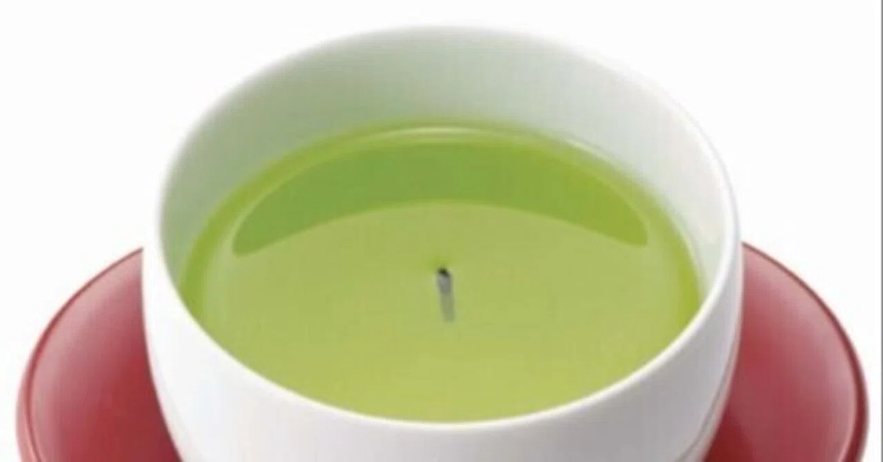 茶柱 が 立つ