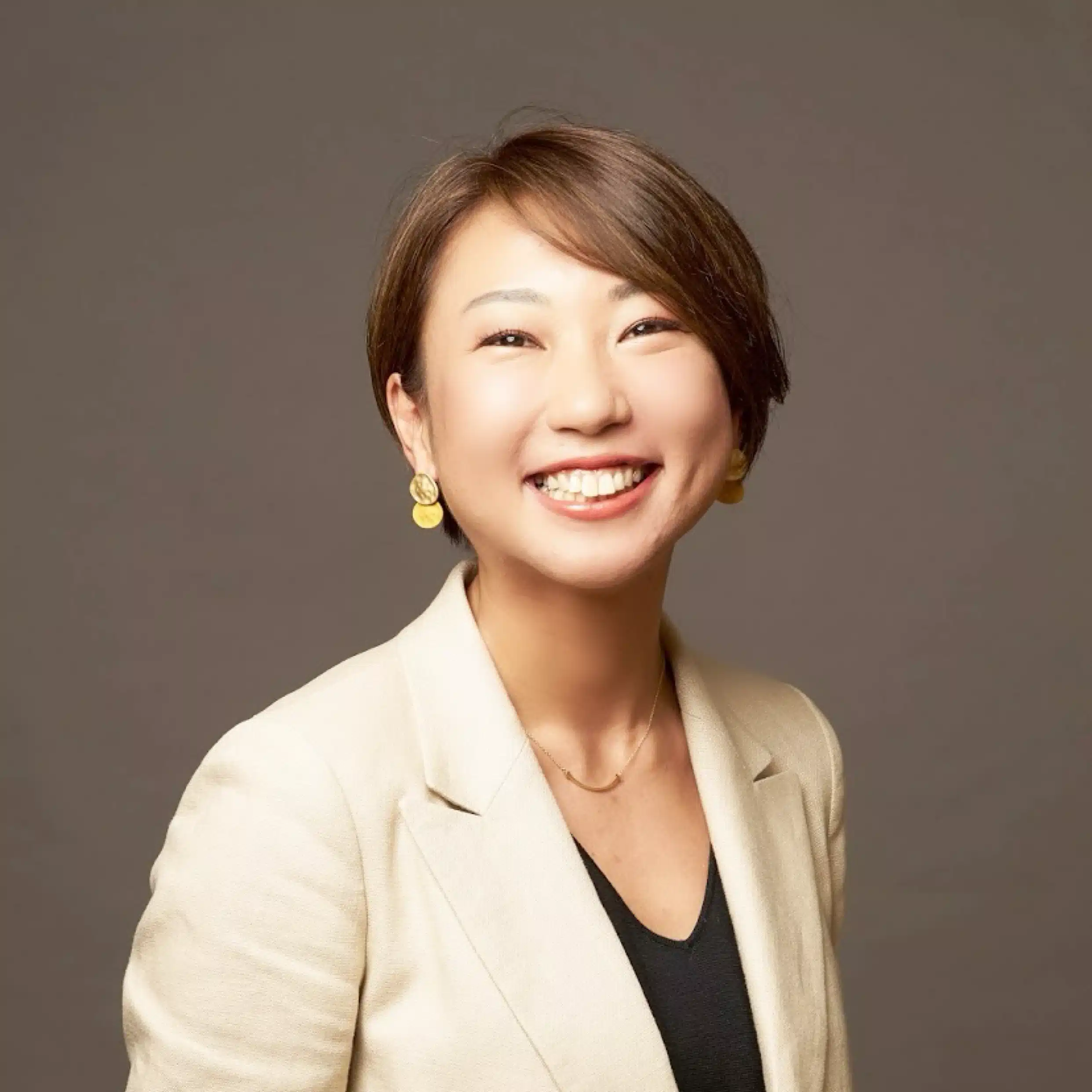 小沢友希｜プロフェッショナルコーチ｜元会社員の挑戦｜「好き」を仕事に「自由」に働くを実験中
