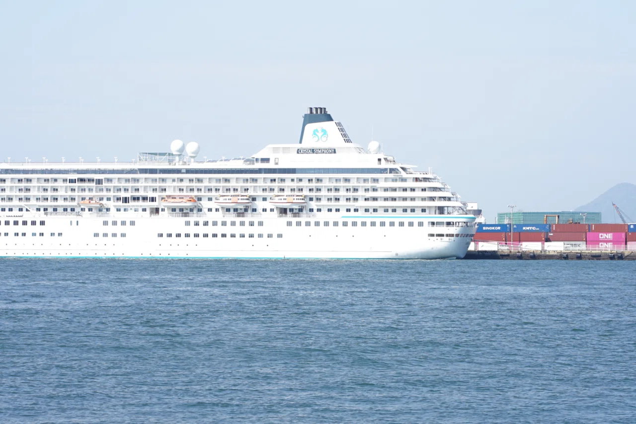 クルーズ客船「クリスタル・シンフォニー」Cruise Ship Crystal