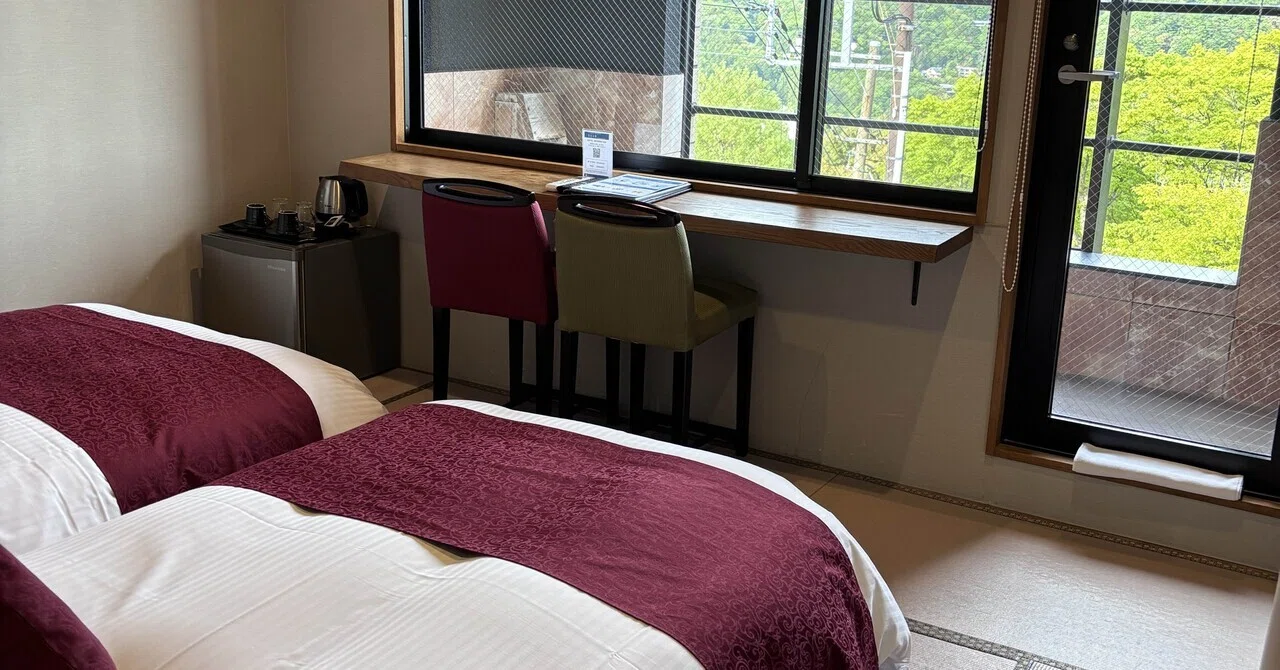 Are in-room open-air baths unnecessary for a trip between two women ...
